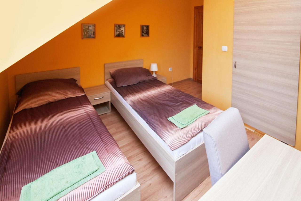 Karczma-Koszwice Bed & Breakfast Ngoại thất bức ảnh