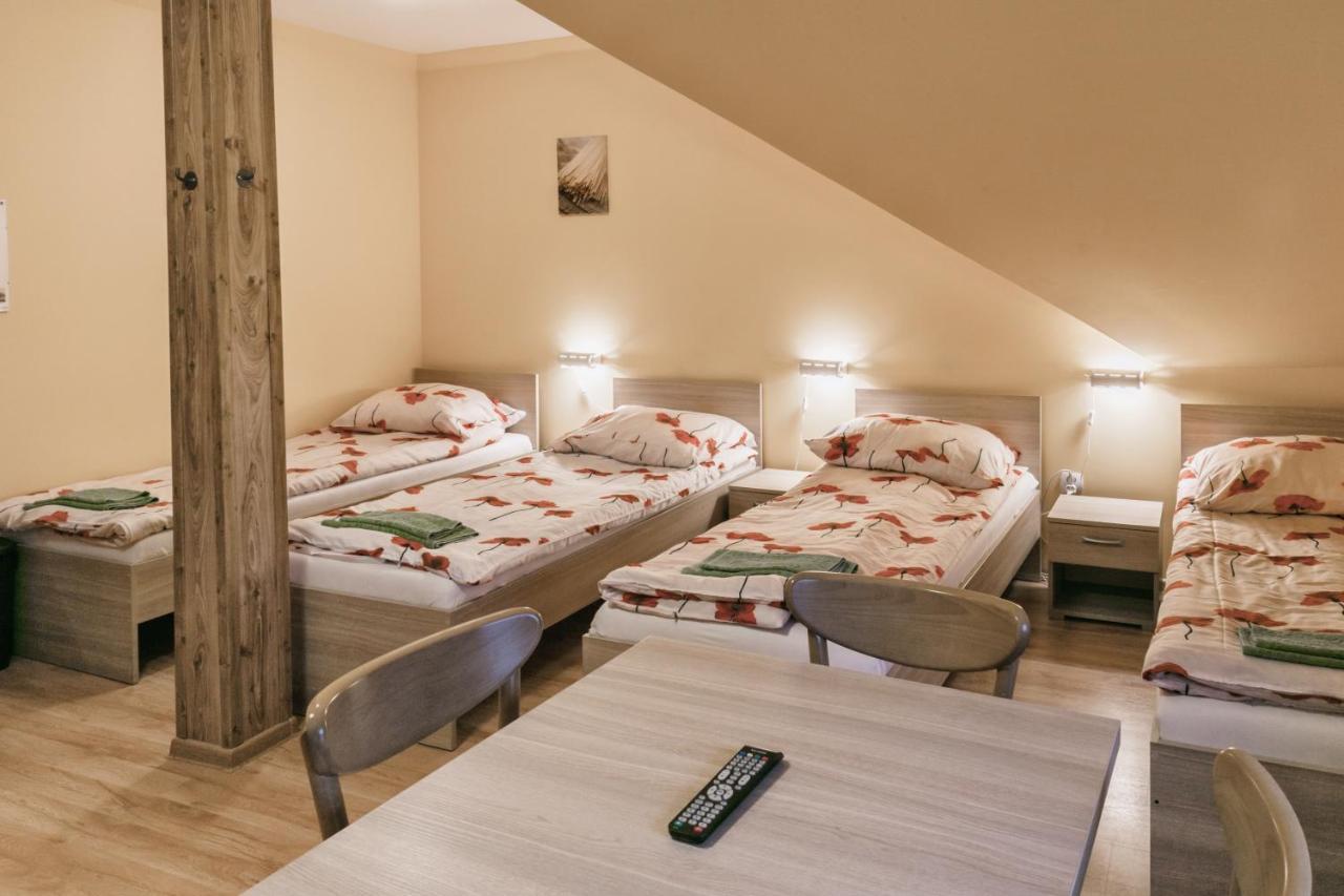 Karczma-Koszwice Bed & Breakfast Ngoại thất bức ảnh